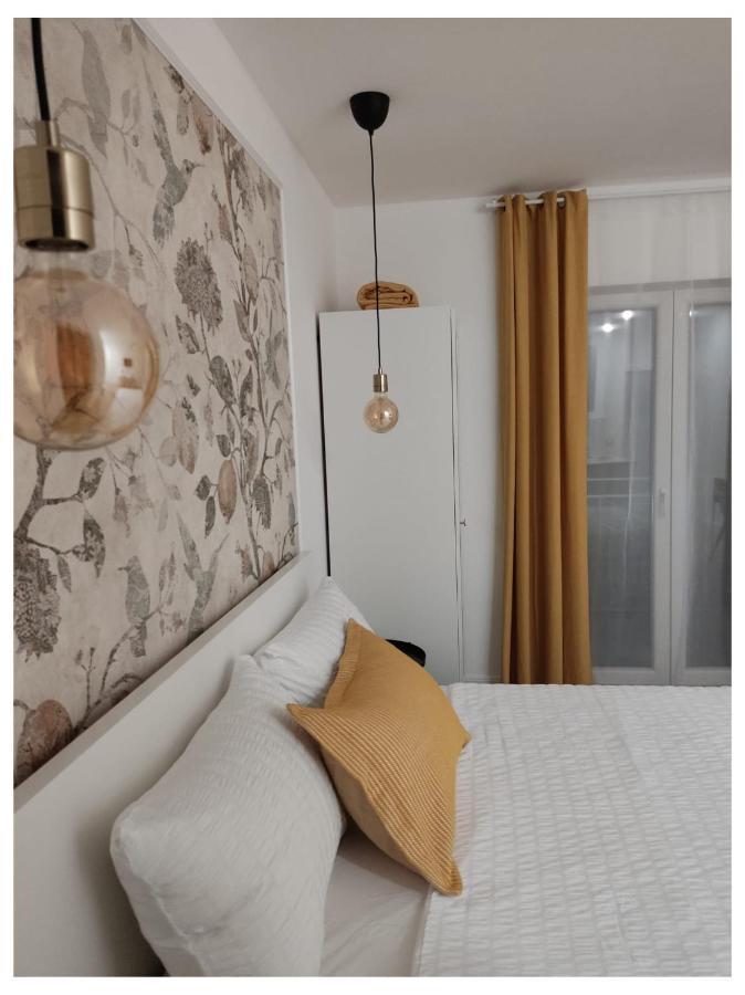 Ferienwohnung Mina Lux Jelsa Jelsa  Exterior foto